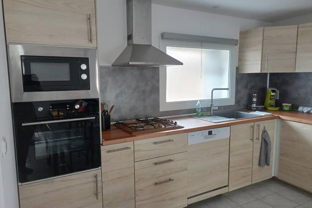 Appartement Neuf Tout Confort Aubenas Esterno foto