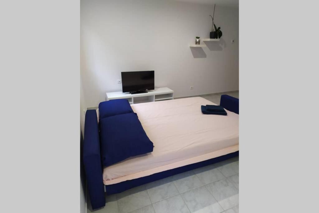 Appartement Neuf Tout Confort Aubenas Esterno foto
